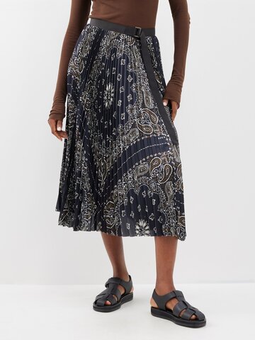 sacai - bandana-print pleated chiffon midi skirt - womens - navy print