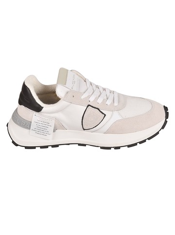 Philippe Model Antibes Low Sneakers in white