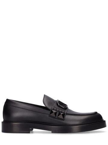 valentino garavani chainlord leather loafers in black