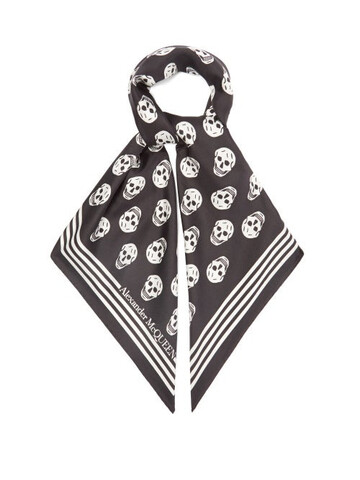 alexander mcqueen - skull-print silk-twill scarf - womens - black white
