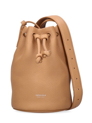 CASASOLA Small Leather Bucket Bag in tan
