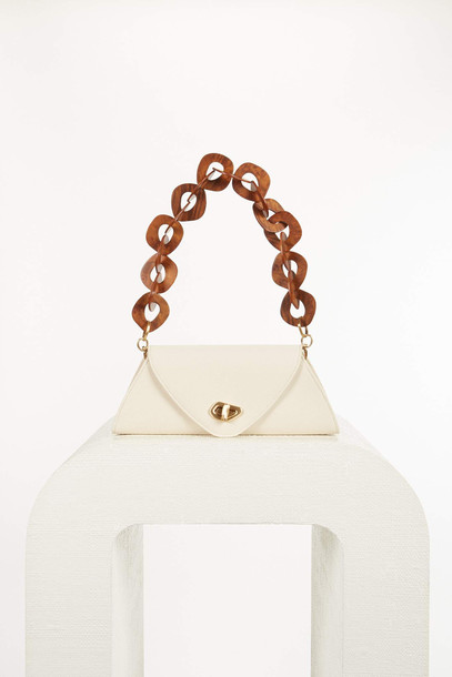 Cult Gaia Serena Shoulder Bag - Off White (PREORDER)
           
         
          
           
           
          
            
             $448.00