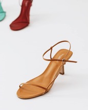 sandals,brown sandal,shoes