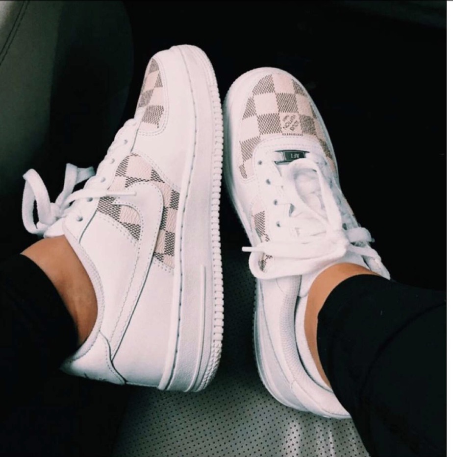 checkered nike shoes