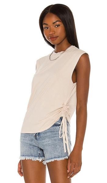 Pam & Gela Side Ruched Muscle Tee in Neutral in silver