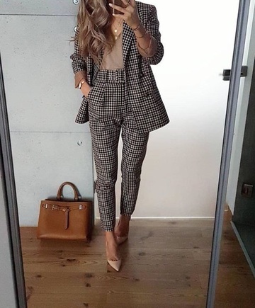 pants,suit,women’s suit,office outfits,blazer,business clothes,work clothes,business chic,jacket,tapered,tailoring,dressy