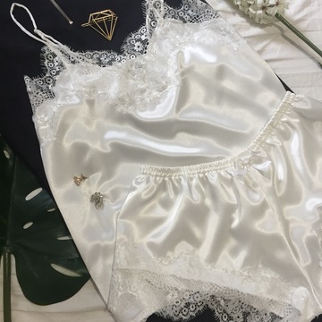 pajamas,cami set,lingerie,lingerie set,white lingerie,bridal lingerie,lingerie top,panties,shorts,underwear,camisole,camisole set,suzzlace,love,silk,silk satin shorts,satin,worldwide shipping,lovely,cute,ootd,outfit,outfit idea,tumblr outfit,cute outfits,summer outfits,summer,trendy,white,white top