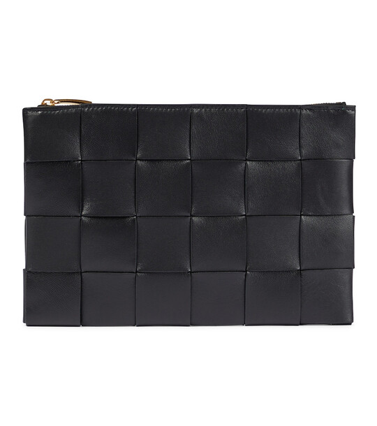 Bottega Veneta Intrecciato leather pouch in black