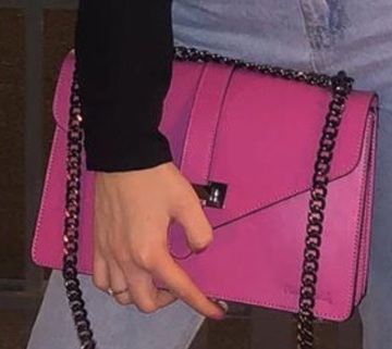 bag,crossbody bag,fuchsia,brand,chain,style,fashion,pink,feminine