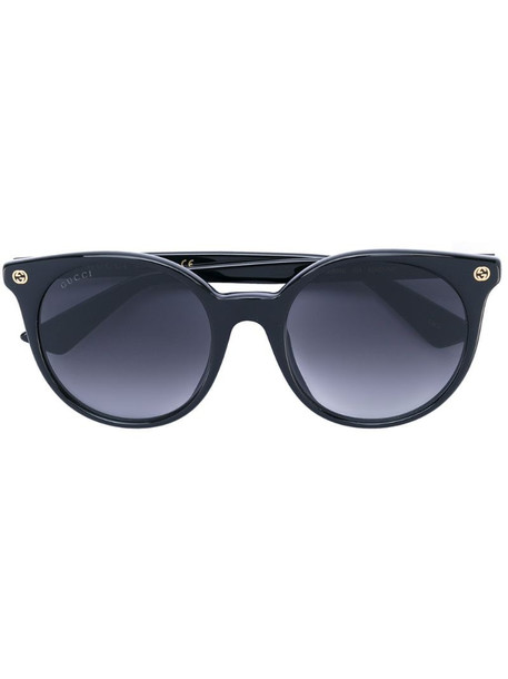 Gucci Eyewear cat eye sunglasses in black