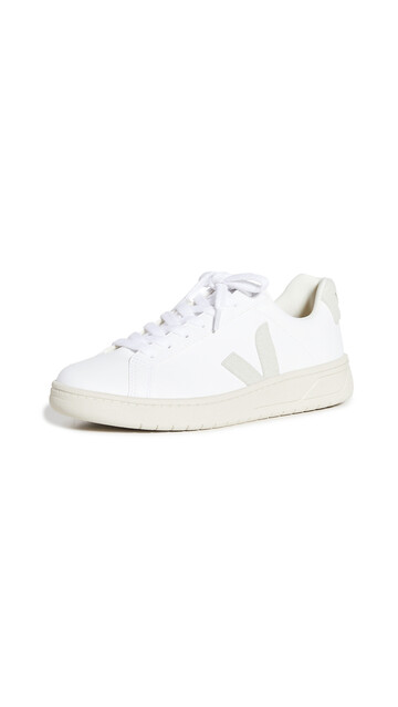 Veja Urca Sneakers in natural / white
