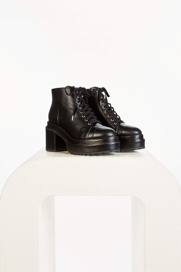 Cult Gaia Bratz Boot - Black Leather (PREORDER)
           
         
          
           
           
          
            
             $458.00