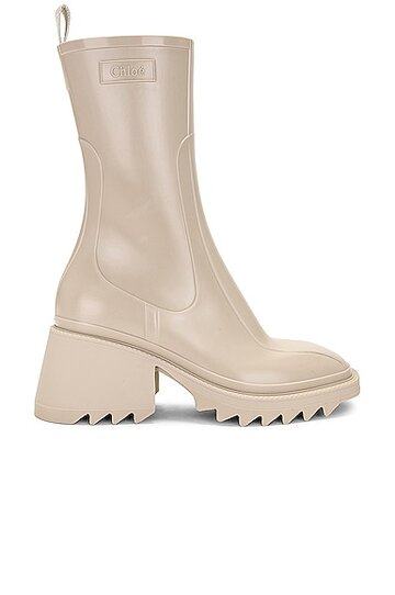 chloe betty boots in neutral in beige