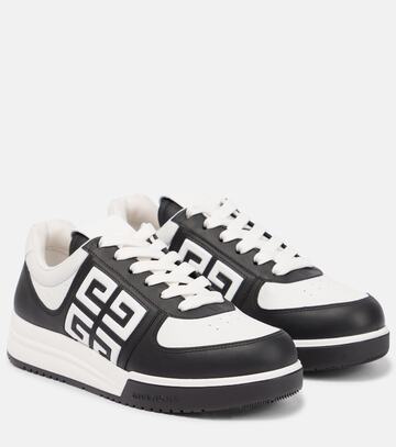 givenchy g4 leather low-top sneakers in black