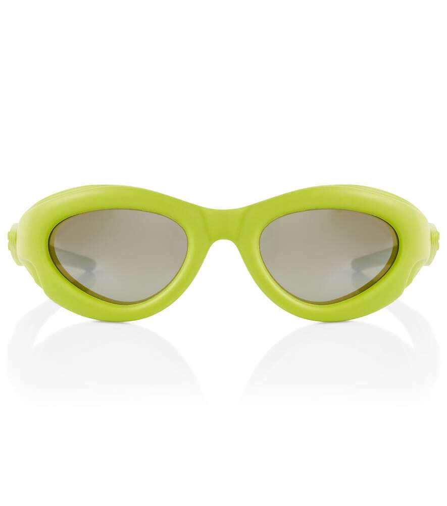 Bottega Veneta Oval acetate sunglasses in green