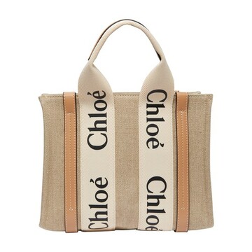 Chloé Woody small tote bag in white / beige