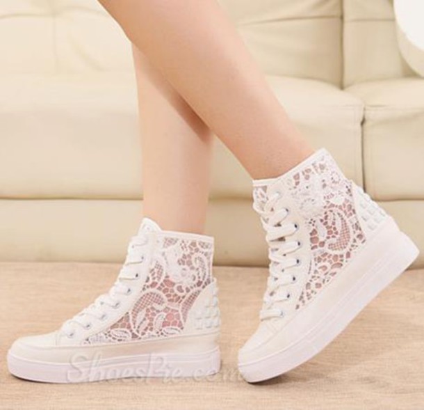 white lace shoe