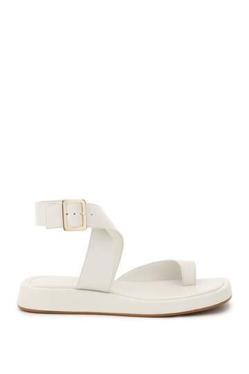 Gia X Rhw Rosie 4 Toe Ring Sandals in white