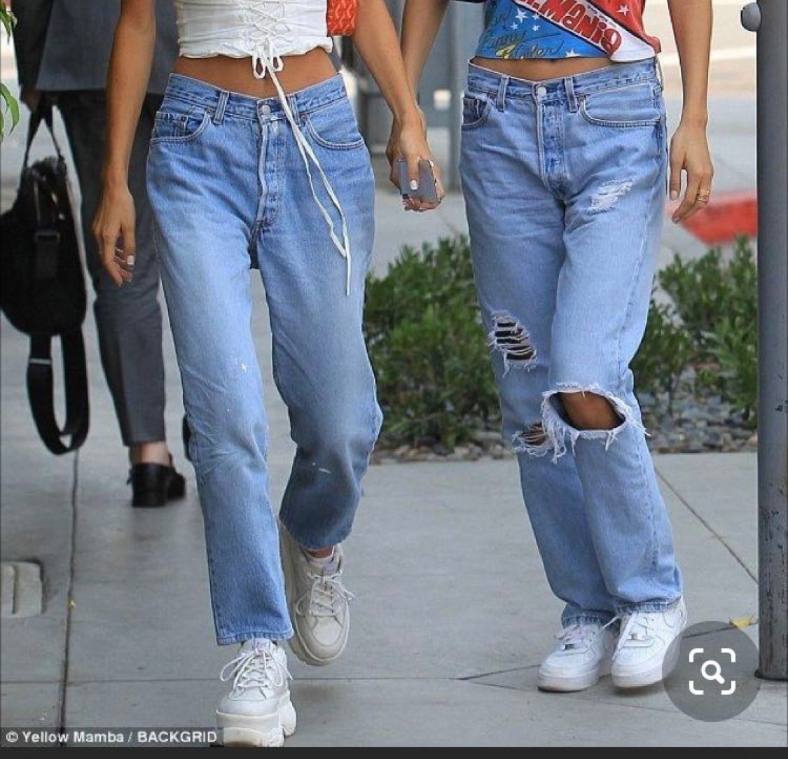 jeans 90s style