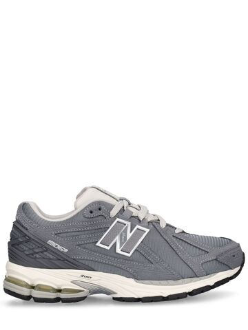 new balance 1906 sneakers in green