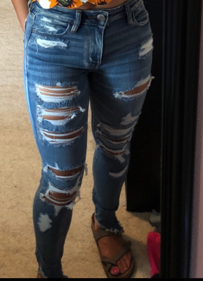 american eagle jeans with rips in the back