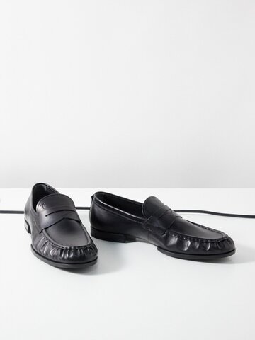 tod's - gathered leather loafers - mens - black