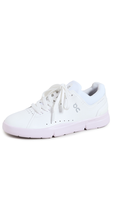 On The Roger Advantage Sneakers in white
