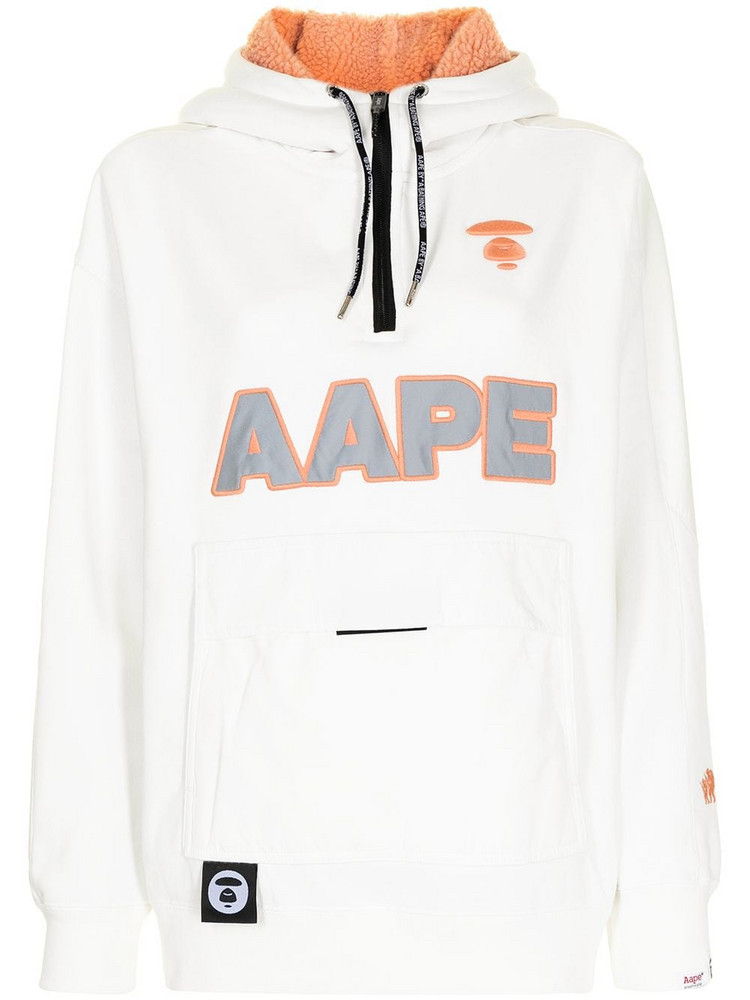 AAPE BY *A BATHING APE® AAPE BY *A BATHING APE® logo-embroidered zip-up hoodie - White