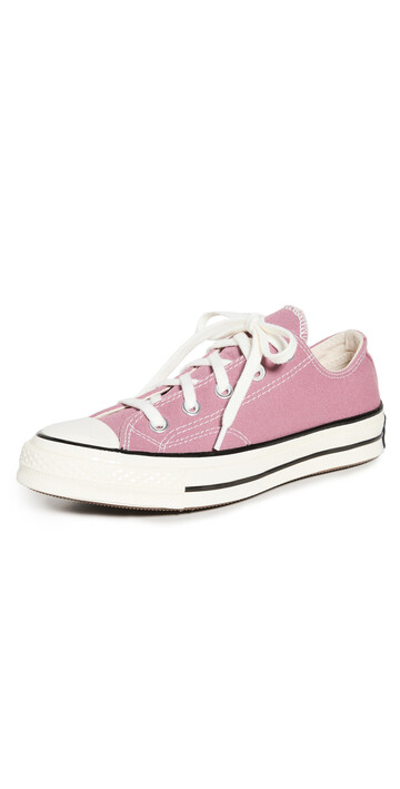 Converse Chuck 70 Sneakers in black / pink
