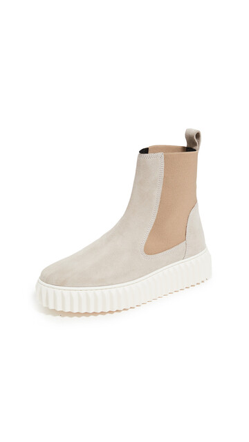 Voile Blanche Beth Chelsea Boots in ivory