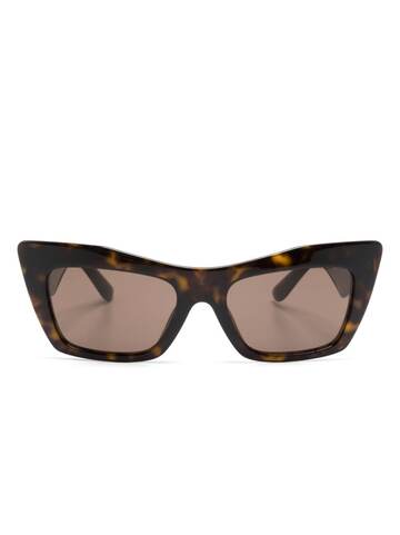 dolce & gabbana eyewear cat-eye frame tinted sunglasses - brown