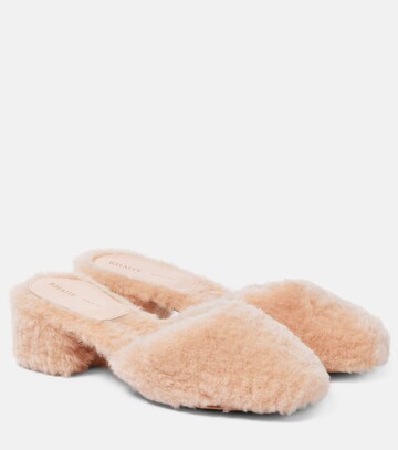 khaite clio shearling mules in pink