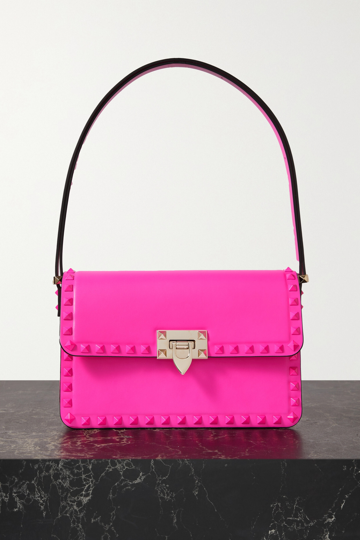 Valentino Garavani - Rockstud23 Leather Shoulder Bag - Pink