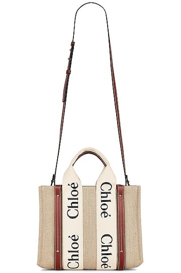 chloe small woody tote bag in taupe in brown / white