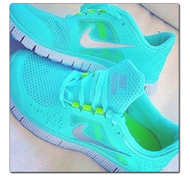 teal tennis shoes