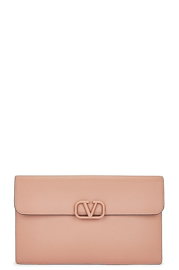 valentino garavani v logo signature large flat pouch in blush in rose