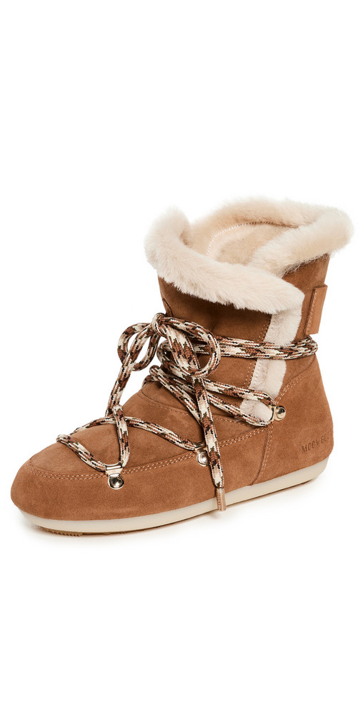 Moon Boots Dk Side High Shearling Boots in white