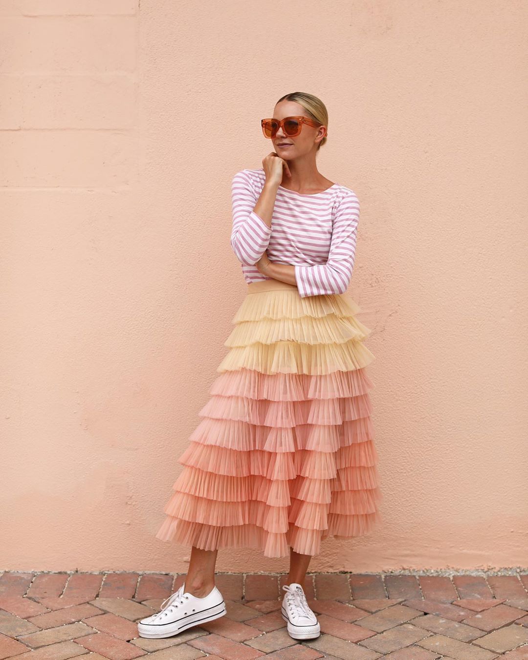 tulle skirt with converse sneakers