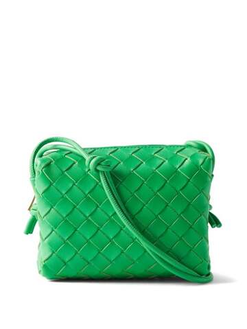bottega veneta - loop mini intrecciato-leather cross-body bag - womens - green