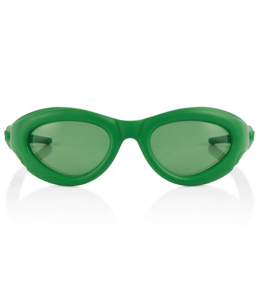 Bottega Veneta Oval sunglasses in green